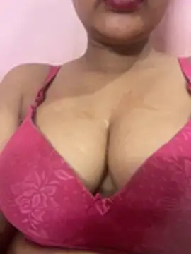 Snapshot of Riya980 chatting on 07.29.26 Riya980 online show from 07.29.26