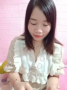 Snapshot of Yimy19 chatting on 07.25.26 Yimy19 online show from 07.25.26