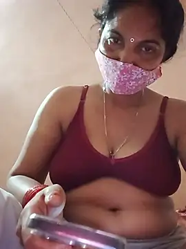 Priyanka hot88 online show from 07.28.26