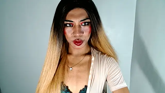 Snapshot of Vixen_Erotica chatting on 07.27.26 Vixen Erotica online show from 07.27.26