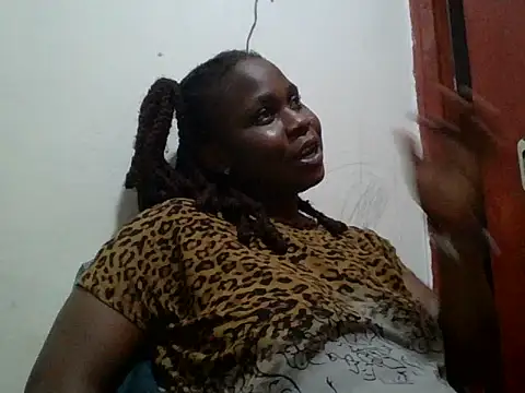 yummyychocolate  online show from 07.29.26