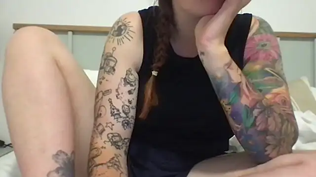 Selena  LuxX online show from 07.27.26