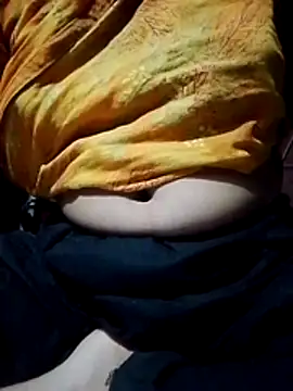 Snapshot of Bangla_girl chatting on 07.25.26 Bangla girl online show from 07.25.26
