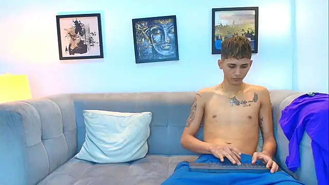 LOVELY LEGANDS online show from 07.25.26