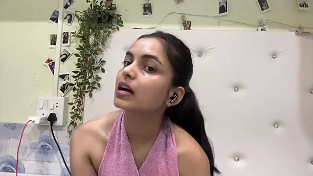 DainaFucci online show from 07.25.26