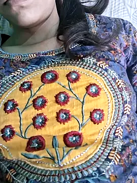 Nisha shukla online show from 07.25.26
