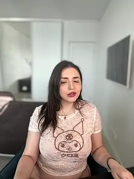 Snapshot of Lunar_ShyX chatting on 07.28.26 Lunar ShyX online show from 07.28.26