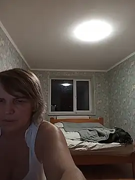 Snapshot of Lanavesna chatting on 07.29.26 Lanavesna online show from 07.29.26
