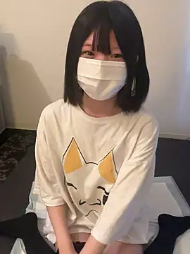 Snapshot of mikan_tabetai chatting on 07.27.26 mikan tabetai online show from 07.27.26