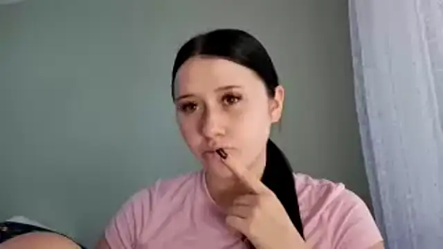 Snapshot of Mira_Stavik chatting on 07.28.26 Mira Stavik online show from 07.28.26