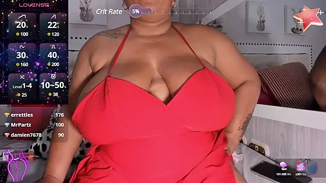 Snapshot of Dajanaaroa chatting on 02.14.25 Dajanaaroa online show from 02.14.25