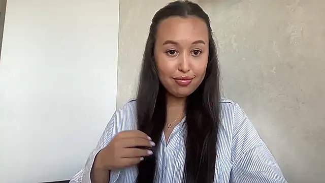 Dana 0005 online show from 07.27.26