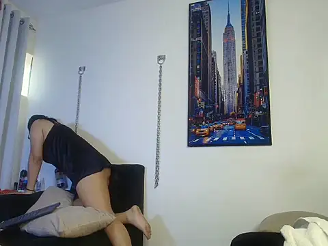 Snapshot of AntonellaSexyGirl19 chatting on 07.29.26 AntonellaSexyGirl19 online show from 07.29.26