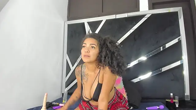Chloe xht online show from 07.28.26