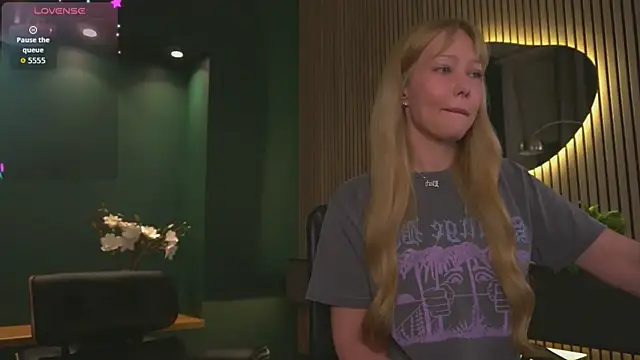  Milla Luna online show from 07.29.26