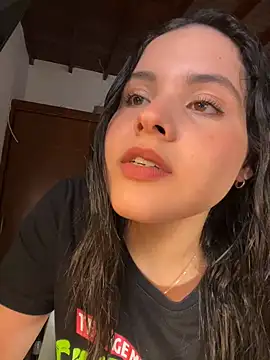 IvyValentine online show from 02.17.25