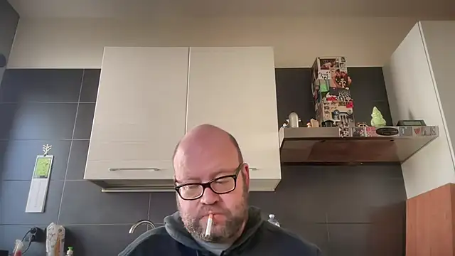 Snapshot of theitalianbear chatting on 03.16.26 theitalianbear online show from 03.16.26