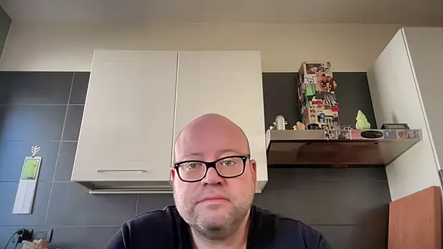 Snapshot of theitalianbear chatting on 03.25.26 theitalianbear online show from 03.25.26