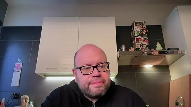 Snapshot of theitalianbear chatting on 04.05.26 theitalianbear online show from 04.05.26