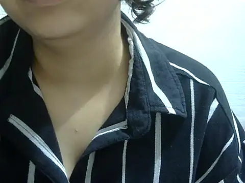 ITZ Ishitaa online show from 07.28.26