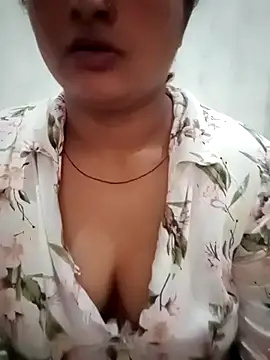 Snapshot of Avni_Yadav_001 chatting on 07.28.26 Avni Yadav 001 online show from 07.28.26