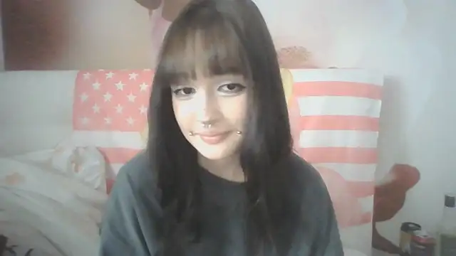 Snapshot of AliceMilati chatting on 07.28.26 AliceMilati online show from 07.28.26
