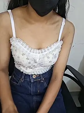 MISS-JIYA- online show from 07.28.26