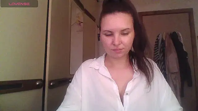 Snapshot of Alisa_Milt chatting on 07.25.26 Alisa Milt online show from 07.25.26
