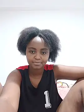 Prettyval77 online show from 07.27.26