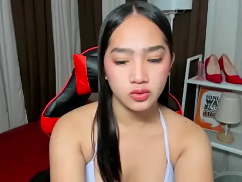 Snapshot of Alodia_so_hot chatting on 07.28.26 Alodia so hot online show from 07.28.26