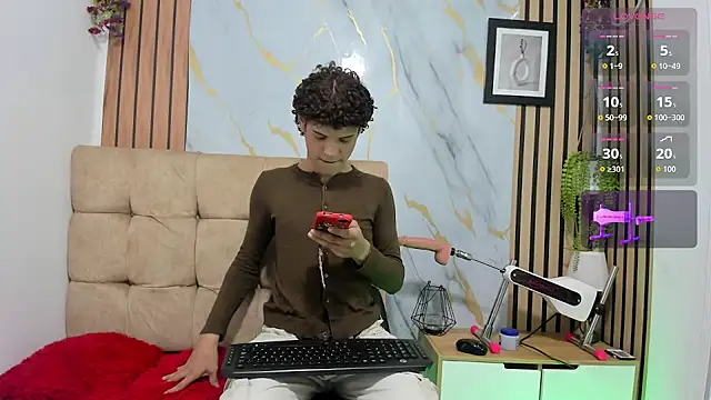 Snapshot of nyx_white_Gay chatting on 07.31.26 nyx white Gay online show from 07.31.26