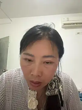 Snapshot of linlin-717 chatting on 07.30.26 linlin-717 online show from 07.30.26