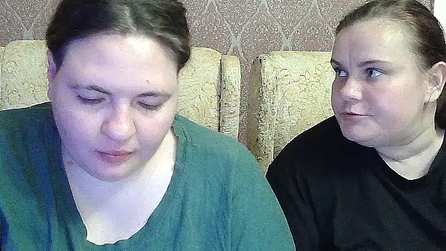 MilaXHelen online show from 07.28.26
