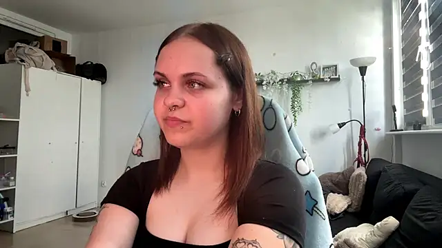 Snapshot of AbbyWet chatting on 07.28.26 AbbyWet online show from 07.28.26
