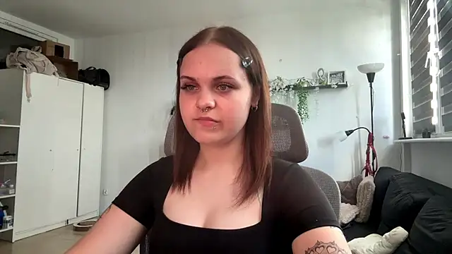 Snapshot of AbbyWet chatting on 07.28.26 AbbyWet online show from 07.28.26