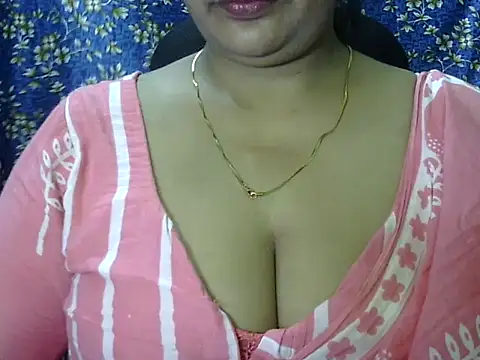 Snapshot of SARITA_03 chatting on 07.29.26 SARITA 03 online show from 07.29.26