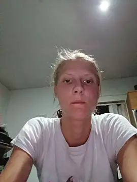 Snapshot of LenaGoldi chatting on 07.29.26 LenaGoldi online show from 07.29.26