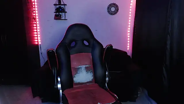 april simons2 online show from 01.25.25