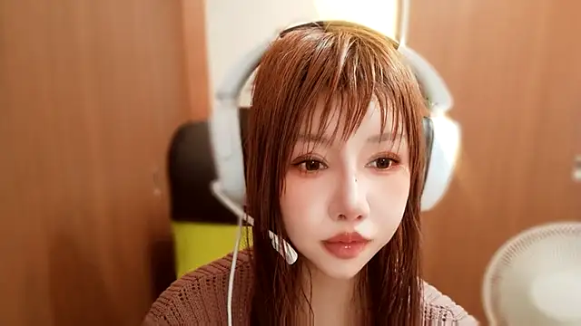 mew-mia-meow online show from 07.30.26