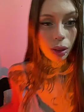 luna Rhoades online show from 08.05.26
