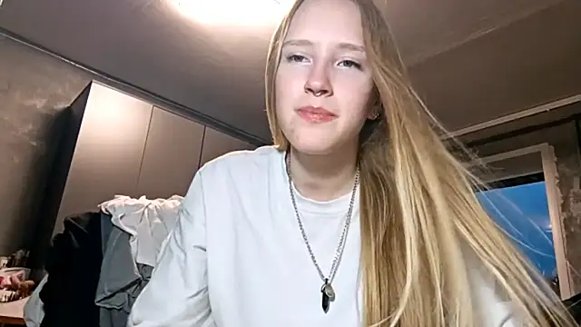 Snapshot of Mia_Azart chatting on 07.31.26 Mia Azart online show from 07.31.26