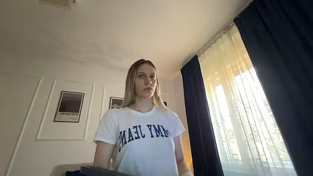CherryRoseLove  online show from 08.04.26