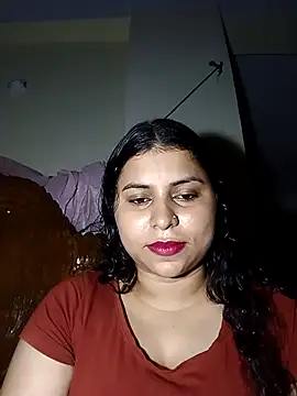 Snapshot of Subrina100 chatting on 08.03.26 Subrina100 online show from 08.03.26