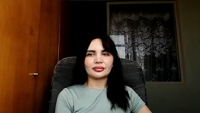 ElviaSloane online show from 08.06.26