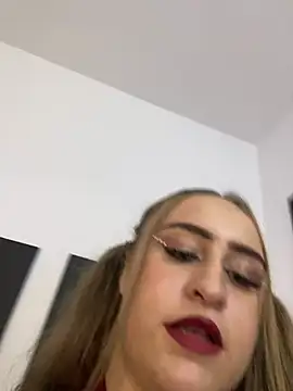 lexyquenn online show from 08.08.26