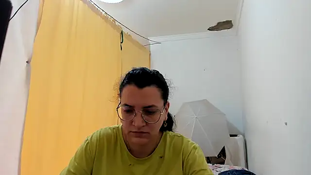 Snapshot of MARILYN_GARCIA chatting on 05.31.26 MARILYN GARCIA online show from 05.31.26