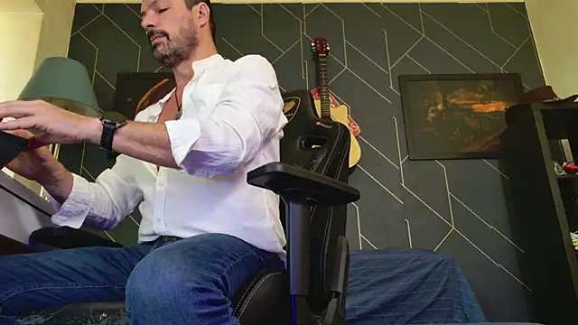 ChrisKox online show from 04.01.26