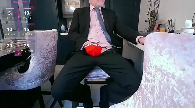 Snapshot of jiminpete chatting on 01.20.25 jiminpete online show from 01.20.25