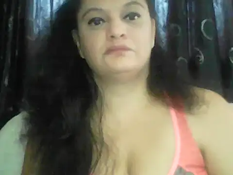 Snapshot of sweetnessangel chatting on 03.15.25 sweetnessangel online show from 03.15.25
