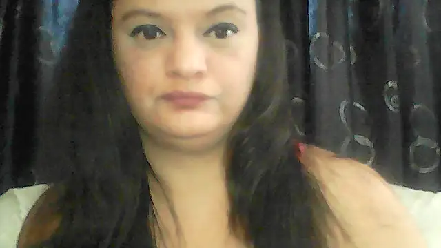 Snapshot of sweetnessangel chatting on 03.23.25 sweetnessangel online show from 03.23.25